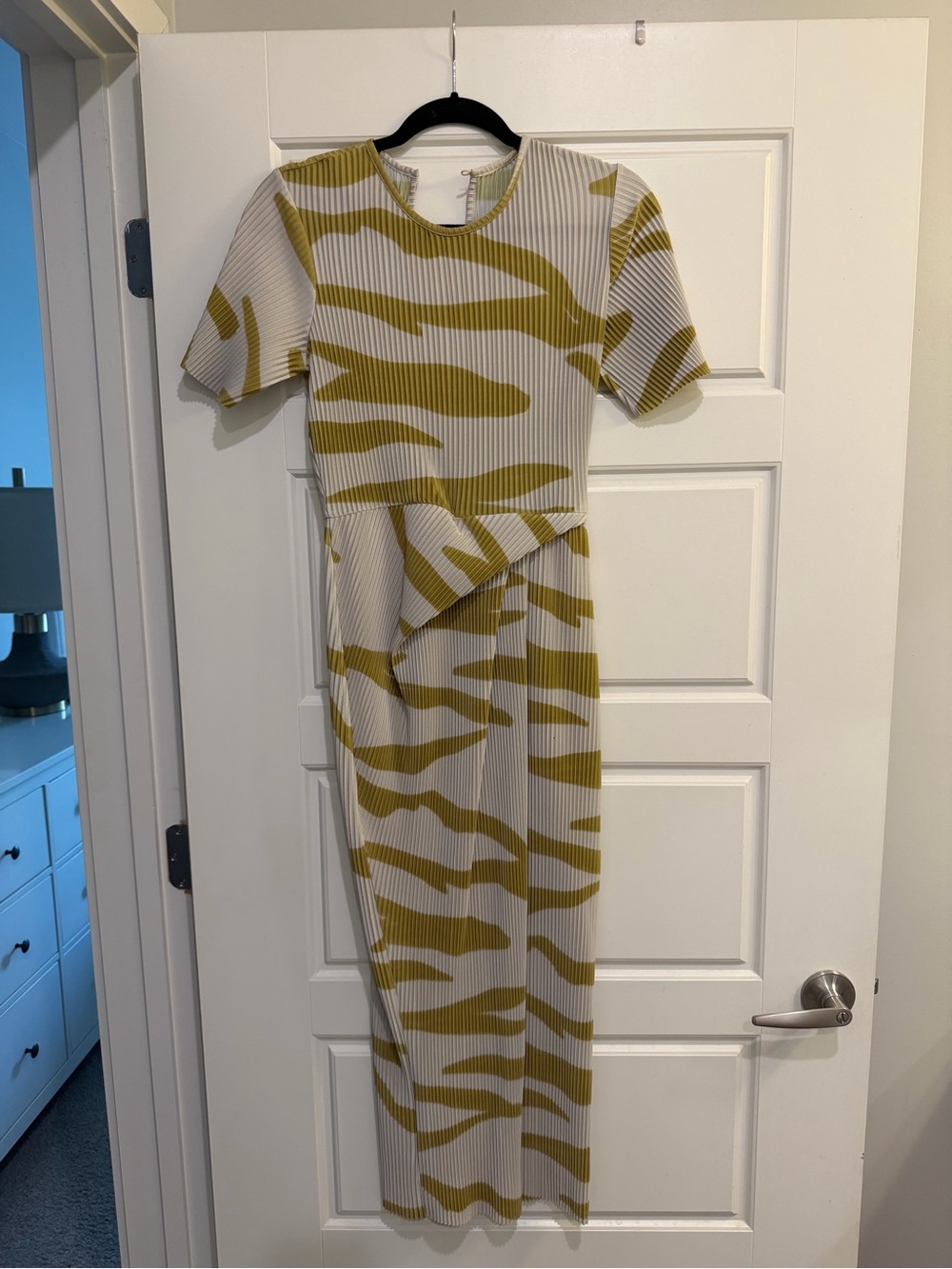 Ribbed Knit Midi Dress in Olive Zebra Print